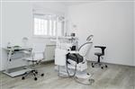 مطب دندانپزشکی با صندلی دندانپزشکی