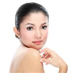 صورت زن زیبا آسیایی با لبخند برای مراقبت از پوست لوازم آرایشی بهداشت زیبایی آرایش مرطوب کننده