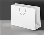 ماکت کیف خرید سه بعدی سفید طراحی قالب بسته بندی خالی بسته کاغذی افقی با فضای کپی 3 بعدی جدا شده در پس زمینه تصویر برداری واقعی